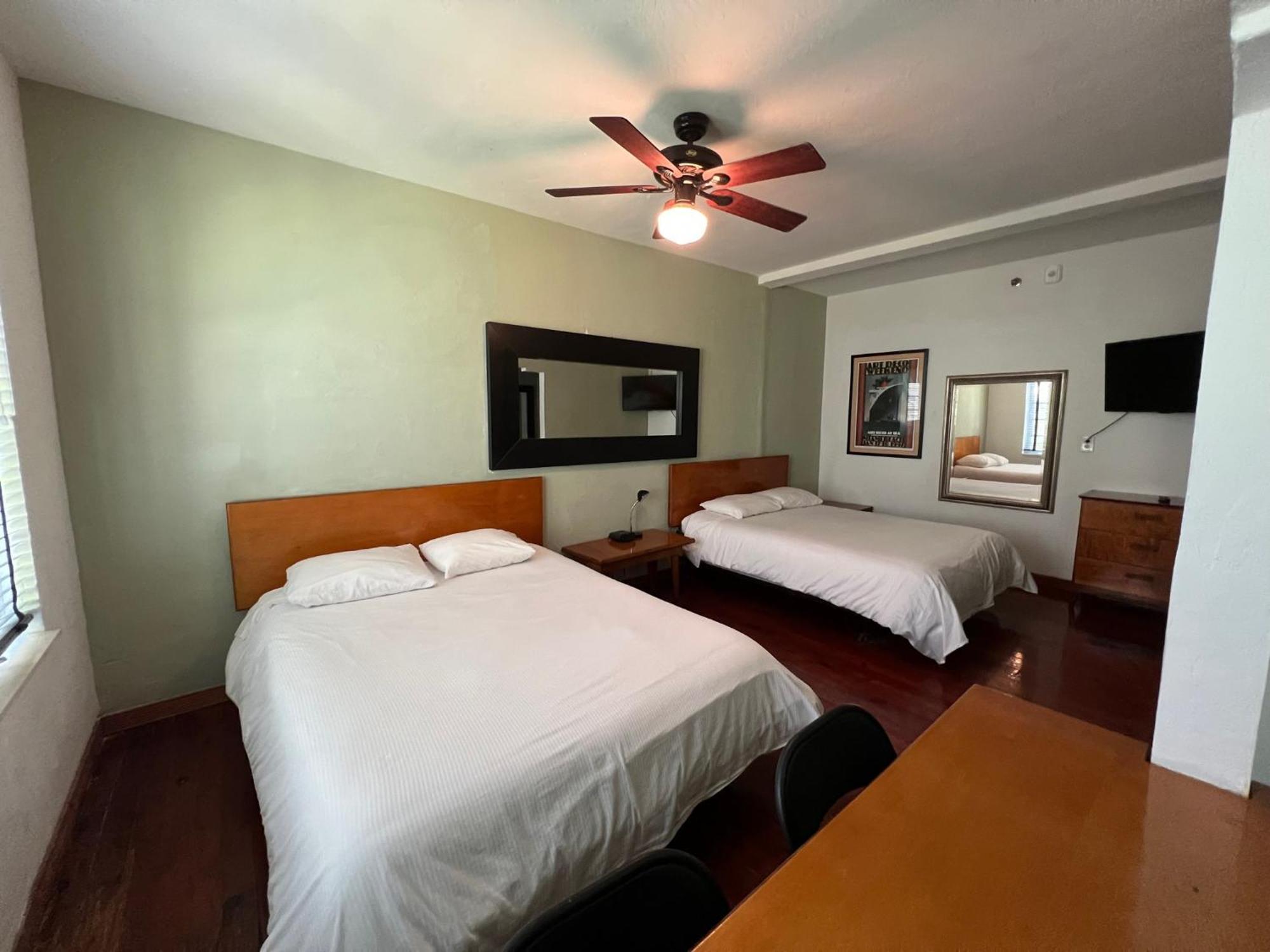 Sherbrooke All Suites Hotel Майами-Бич Экстерьер фото